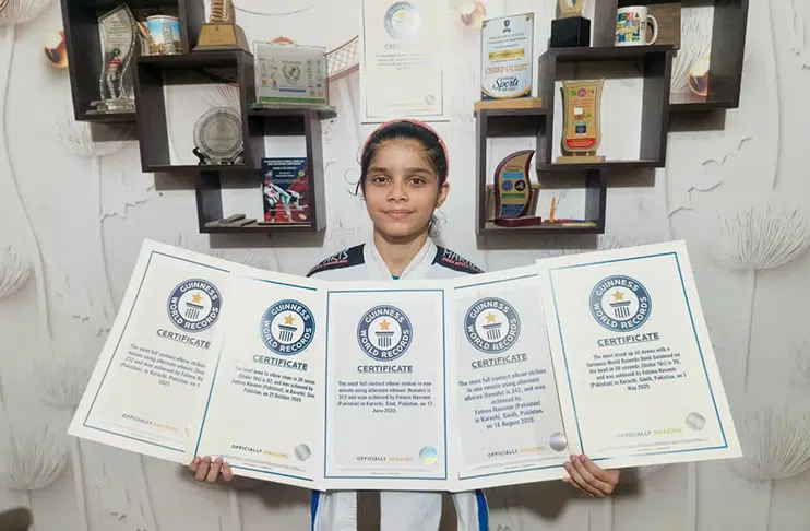 Karachi’s Fatima Naseem Becomes Pakistan’s Top Female Record-Holder with 8th Guinness Record Fatima Naseem achieving her 8th Guinness World Record in Karachi with balloons and eggs challenge